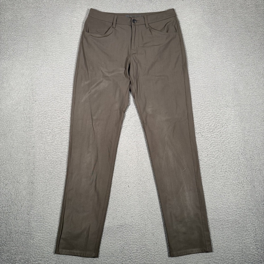 Vuori Pants Mens 30x31 Gray Meta Tech Chino‎ Casual Preppy Logo 100% Polyester